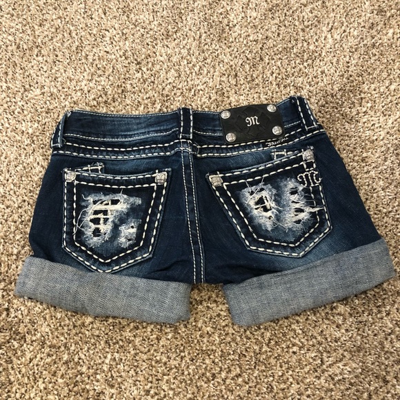 Miss Me Shorts size 24 - Picture 2 of 8